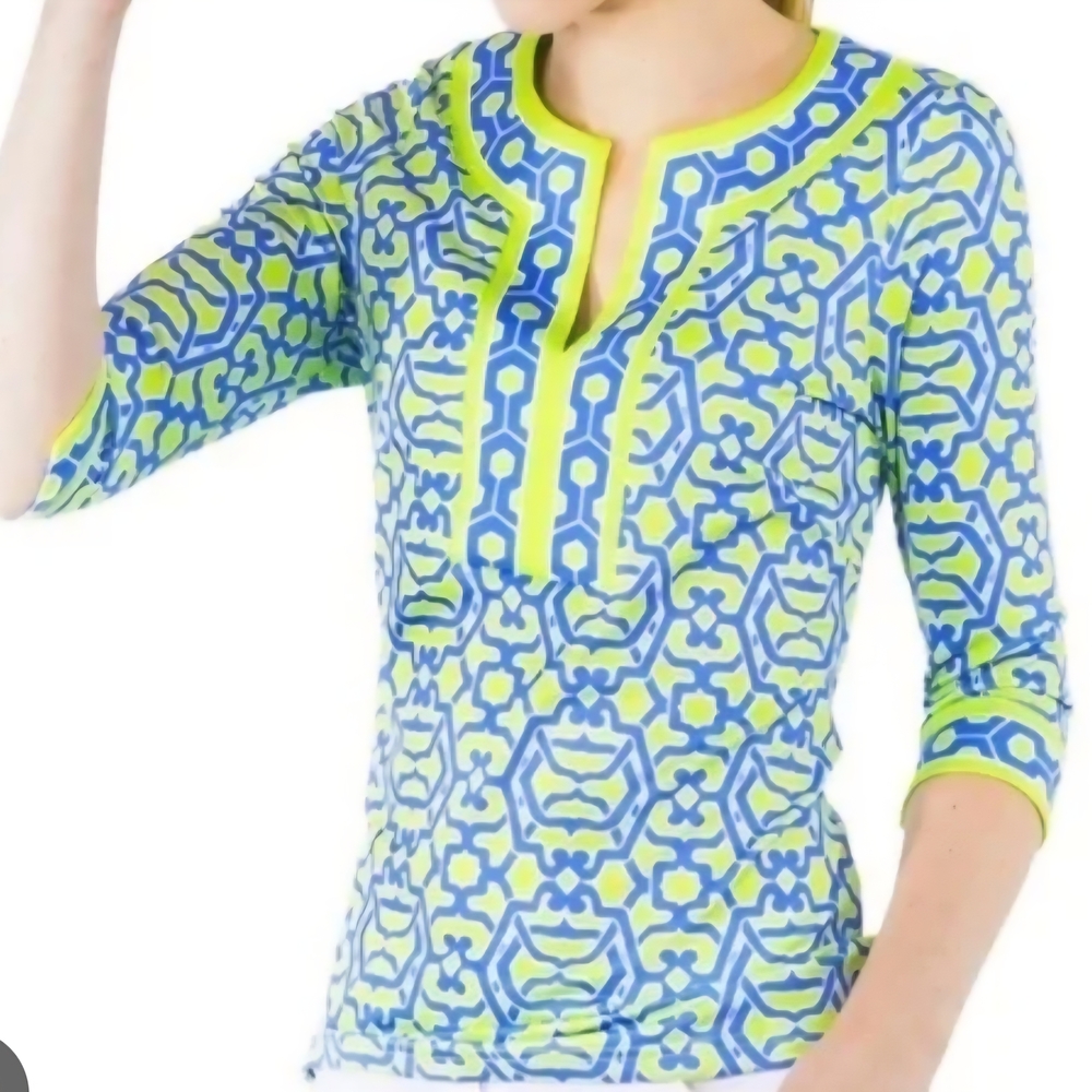 NWT Gretchen Scott Designs Blue and Yellow Geometric Blouse Rio Geo Split Neck